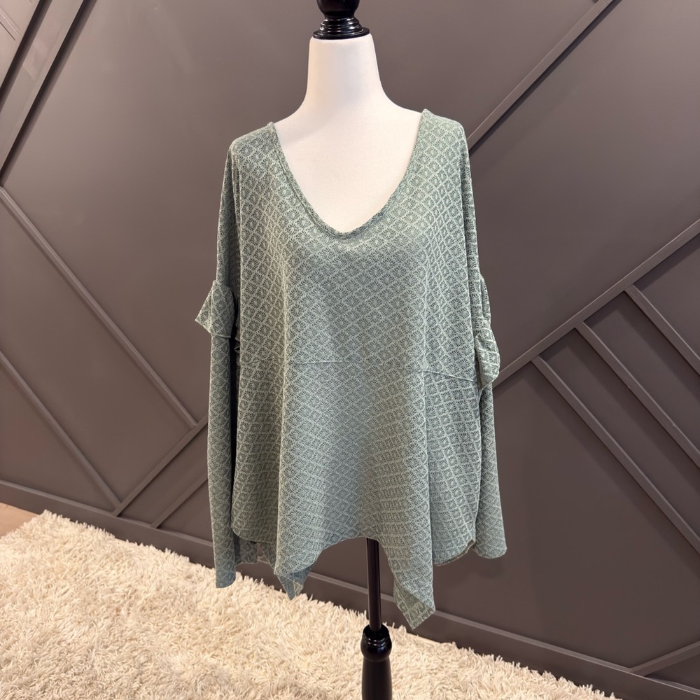 JOELLE Textured Green V-Neck Sweater